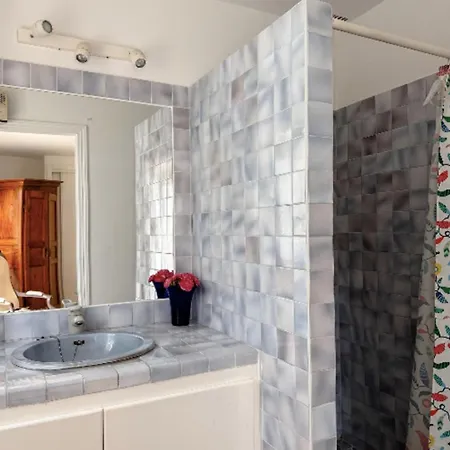 Charming Provencal House With Swimming Pool Ferienhaus *